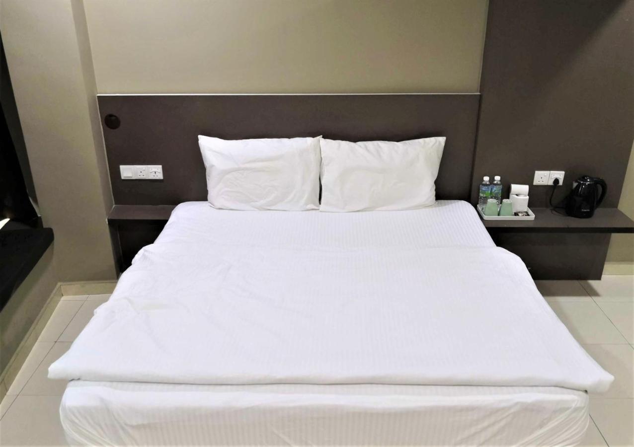 Tropika Garden Hotel Kulai Johor Bahru Eksteriør billede